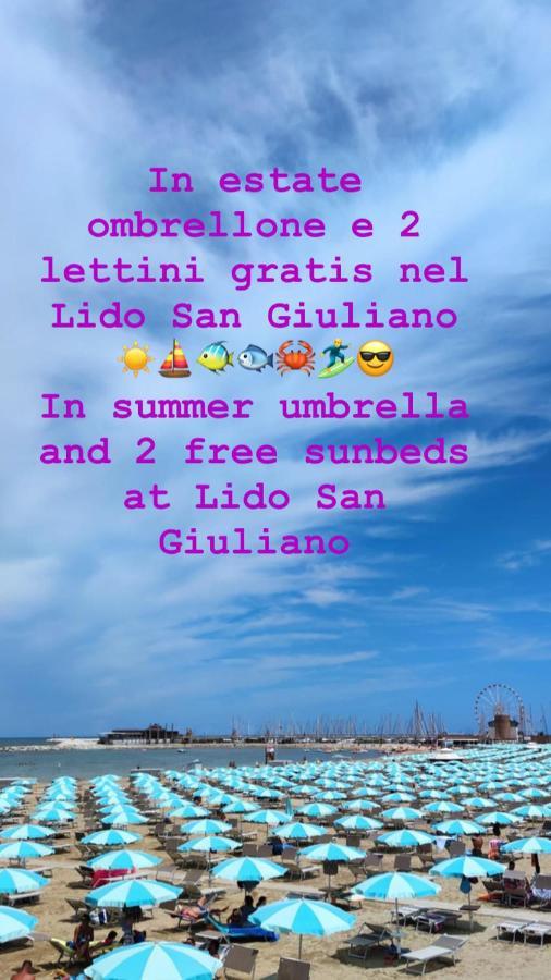 La Casa Di Clara Ombrellone Con 2 Lettini Al Lido San Giuliano Gratis E Parcheggio Privato Gratis Apartment Rimini Bagian luar foto