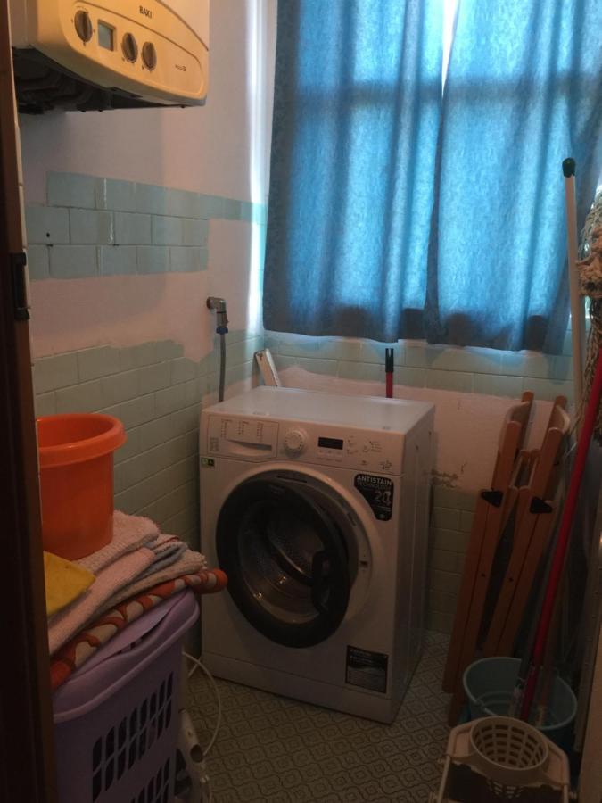 La Casa Di Clara Ombrellone Con 2 Lettini Al Lido San Giuliano Gratis E Parcheggio Privato Gratis Apartment Rimini Bagian luar foto